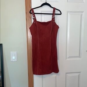 Elegant Red Sleeveless Dress
